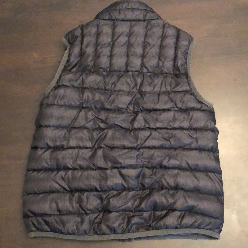 Vest - Picture 2 of 2